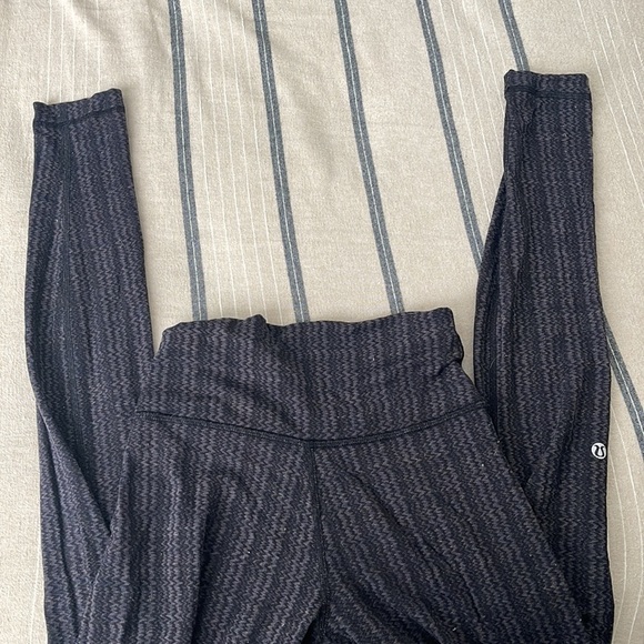 Lulu Lemon Leggings High Waisted - Picture 3 of 3